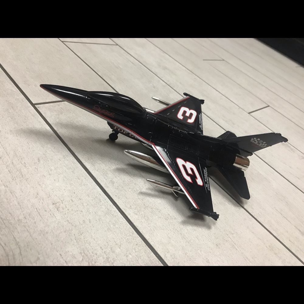 Dale Earnhardt Sr F-16 Diecast Falcon Top Gun Jet